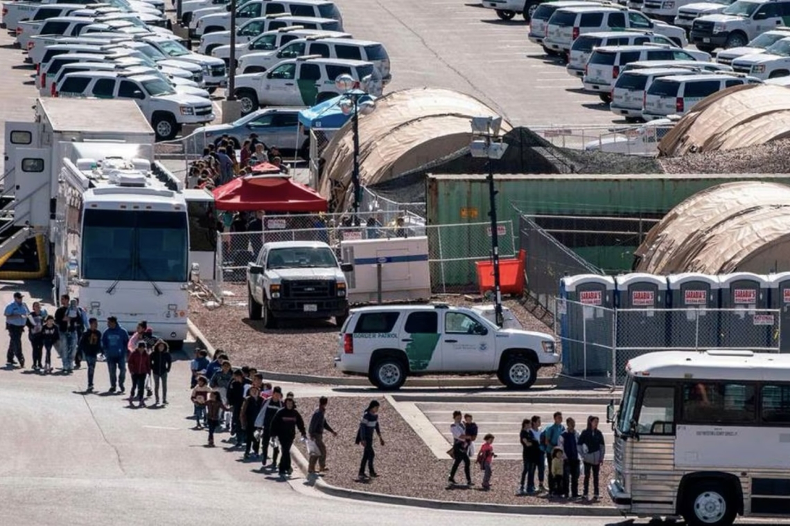 EU REANUDA REVISIÓN VEHICULAR FRONTERIZA EN EL PASO SUSPENDIDA POR OLA MIGRATORIA