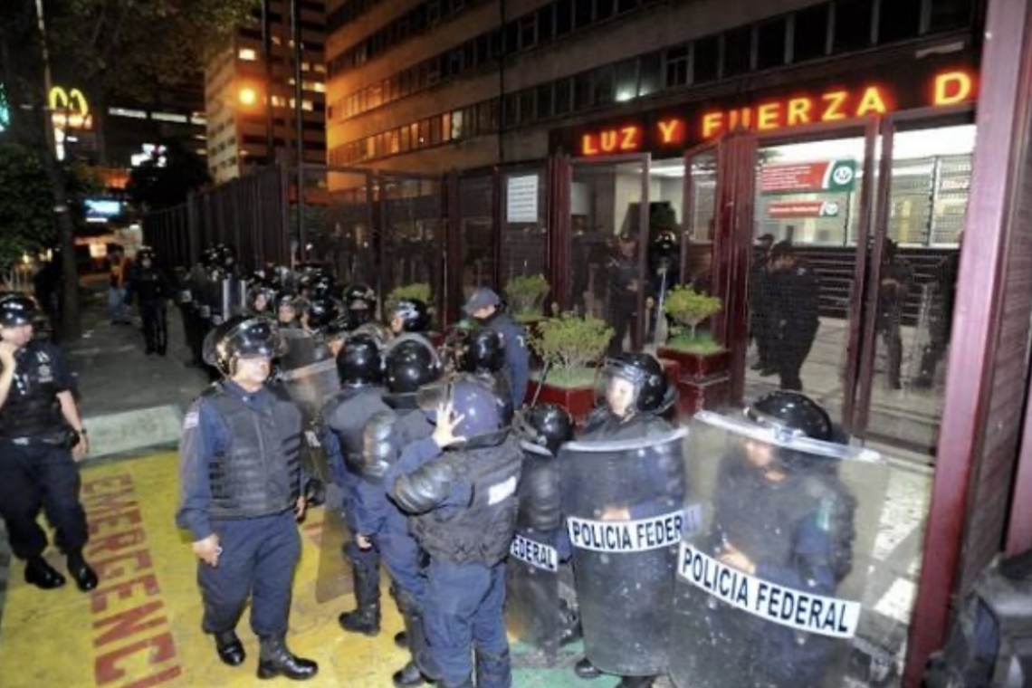 REVELACIONES DE LA AGENDA DE GARCÍA LUNA: TOMA DE LUZ Y FUERZA SE PLANEÓ 20 MESES ANTES
