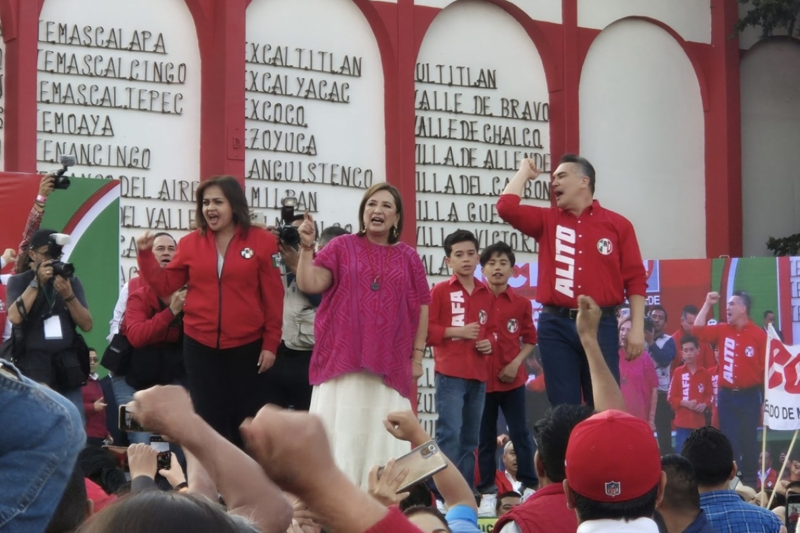 FUSTIGA XÓCHITL GÁLVEZ A ERUVIEL ÁVILA, “ SE FUE PARA QUE NO LO METAN A LA CÁRCEL”, AFIRMA