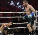 CANELO ÁLVAREZ GANA POR DECISIÓN UNÁNIME A MUNGUÍA 