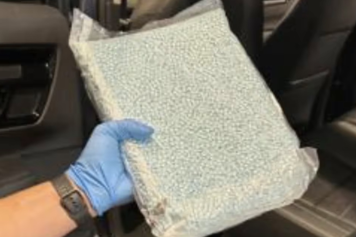 ARREBATAN 7 MILLONES DE DÓLARES EN FENTANILO Y OTRAS DROGAS AL NARCO MEXICANO EN FRONTERA EN TIJUANA Y SAN DIEGO 