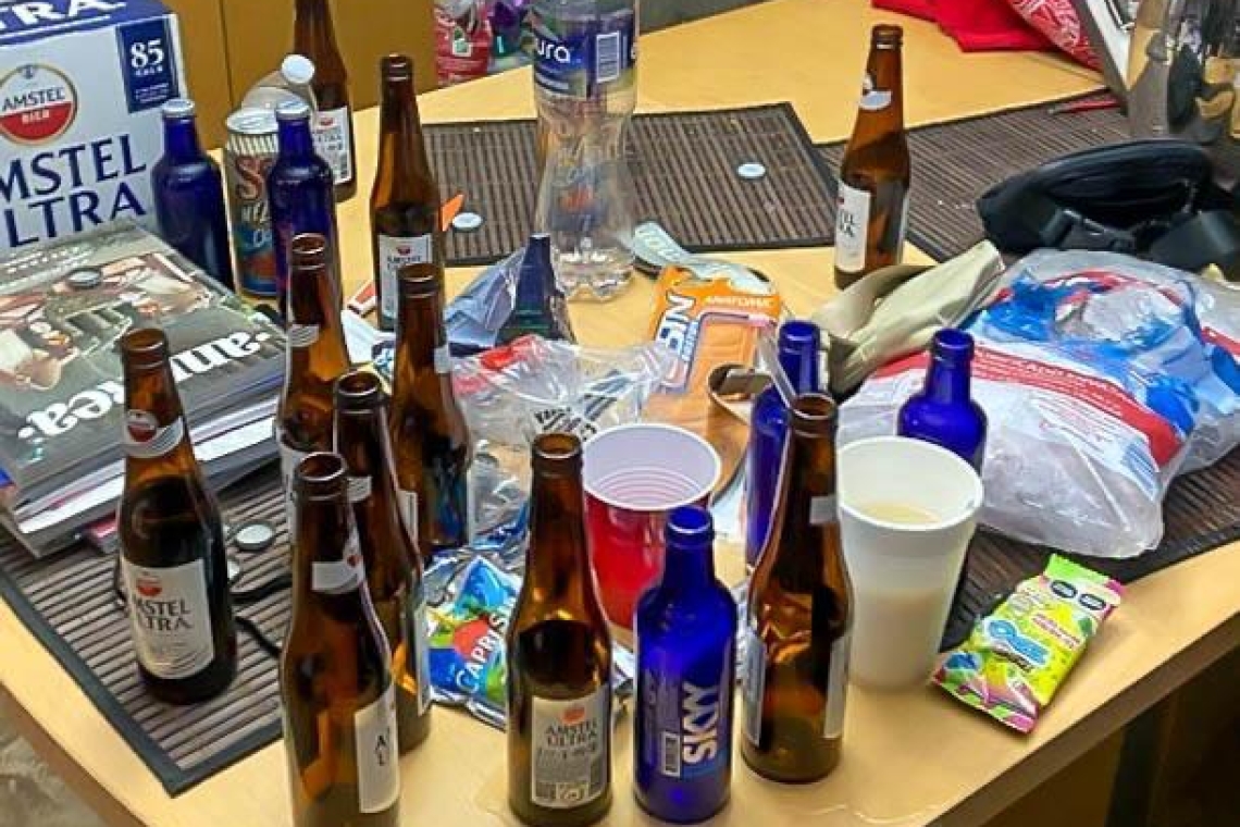 *Clausura XXV Ayuntamiento de Tijuana inmueble por fiesta clandestina con menores de edad