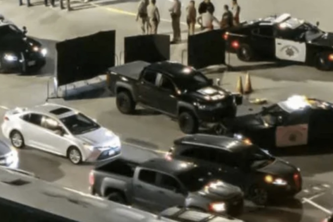 Abaten a conductor tras persecución en garita de El Chaparral