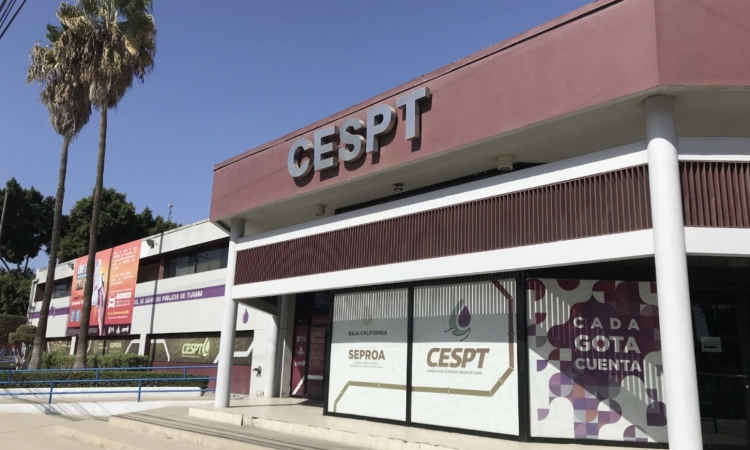 Por supuesta deuda, amenazan a subdirector de Cespt