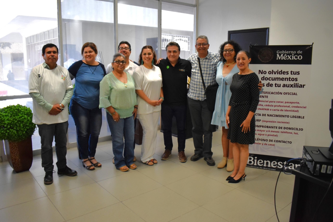 Ruiz Uribe sostiene encuentro con integrantes de COOPRENSA Baja California 