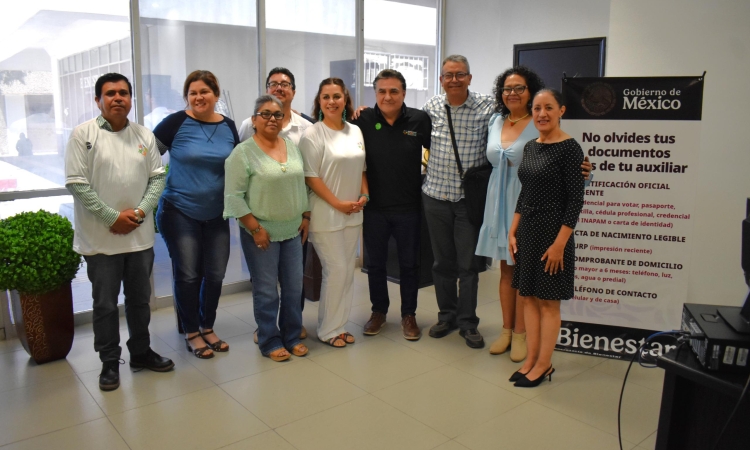 Ruiz Uribe sostiene encuentro con integrantes de COOPRENSA Baja California 