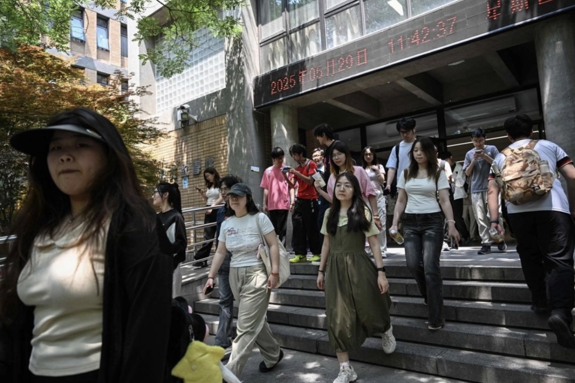 Condena China plan “discriminatorio” de EU de revocar visas a estudiantes extranjeros