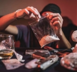 Europa desmantela red de drogas vinculada al cártel de Sinaloa; usaban criptomonedas y laboratorios ilegales