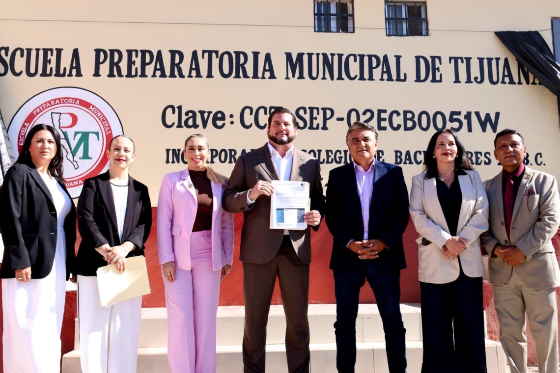 Incorpora gobierno de Ismael Burgueño la Preparatoria Municipal Manuel Gómez Morín al Sistema Educativo Público