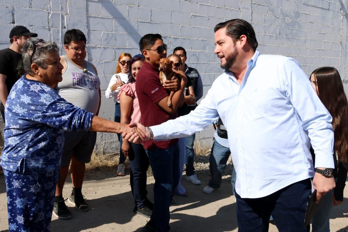Recorre Ismael Burgueño colonias de la Zona Este para supervisar acciones del programa ‘Tijuana: Ciudad Limpia