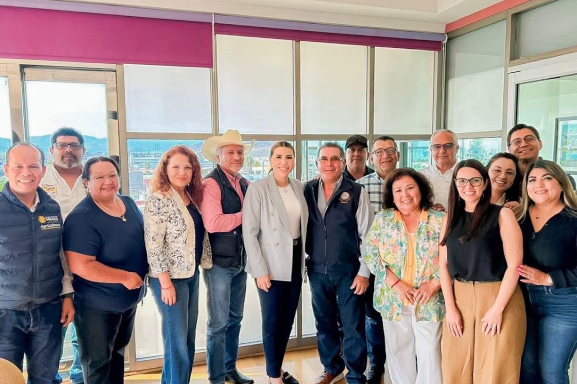 Gobernadora fortalece sector pesquero