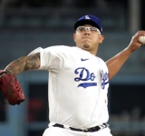 A partir de hoy Julio Urias puede volver
