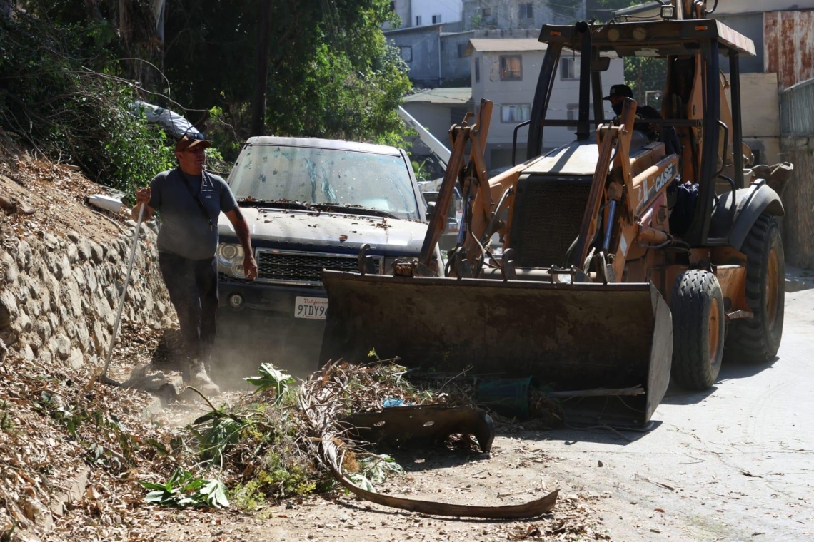 Avanza el Gobierno Municipal con el programa ‘Tijuanaː Ciudad Limpia’ en las colonias Xicoténcatl Leyva, Unión y Calete