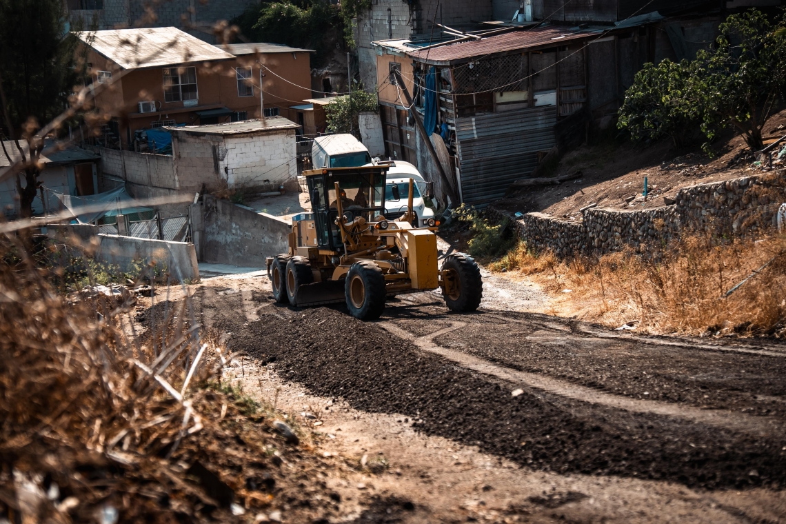 Beneficia Gobierno Municipal a delegaciones San Antonio de los Buenos y Centro con programa Tijuana: Ciudad Limpia