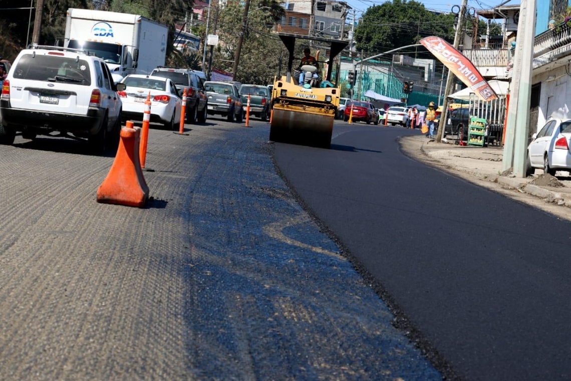 Rehabilita Gobierno Municipal avenida Sánchez Taboada
