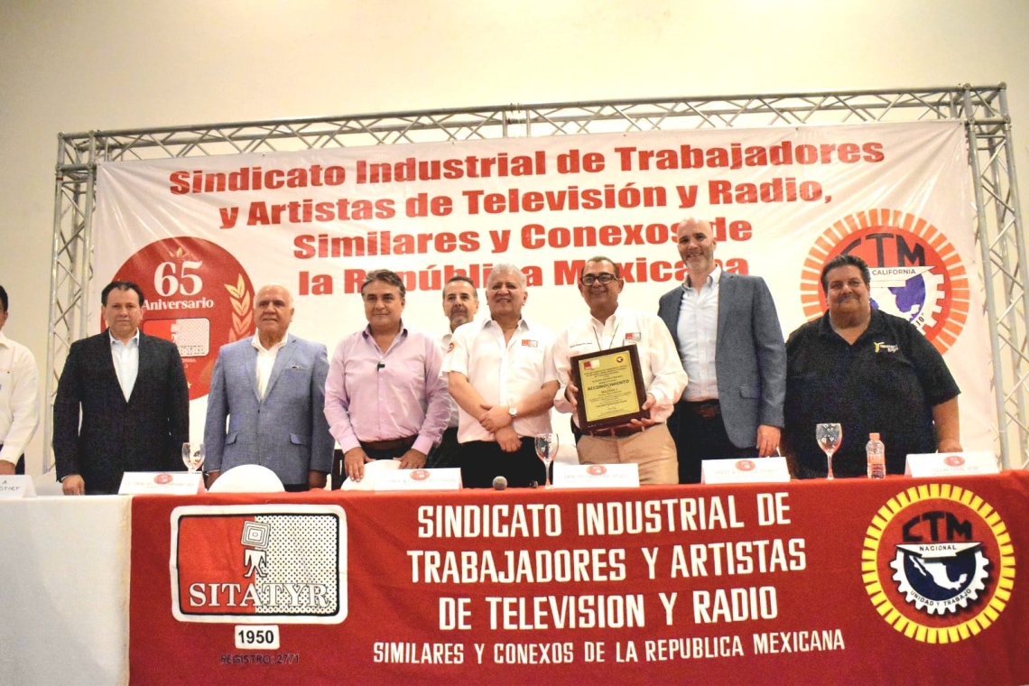 Ruiz Uribe clausura trabajos de elección de la Dirigencia del SITATYR en BC