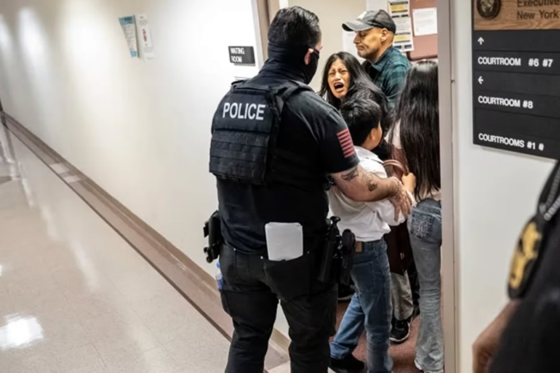 Agentes del Departamento de Justicia serán desplegados en instalaciones del ICE para proteger a agentes federales, dice Bondi