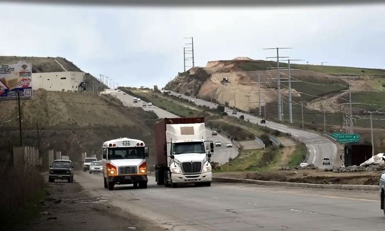 Obra en el Bulevar 2000 requiere banquetas, iluminación y señalización en todo su tramo: CMIC