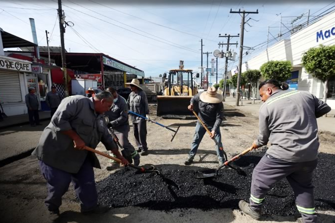 Refuerza XXV Ayuntamiento de Tijuana mejoramiento urbano en colonias de las delegaciones San Antonio de los Buenos, Playas y Centro