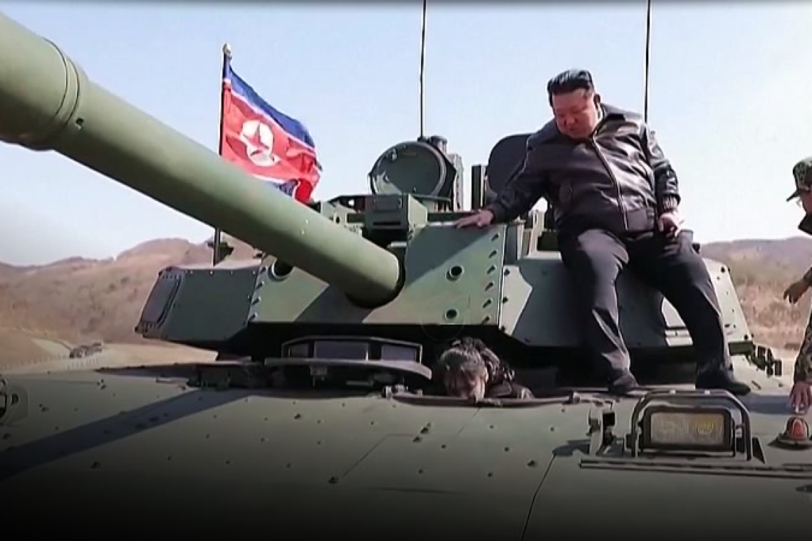 Imágenes de la hija de Kim Jong-un en un tanque avivan debates de sucesión