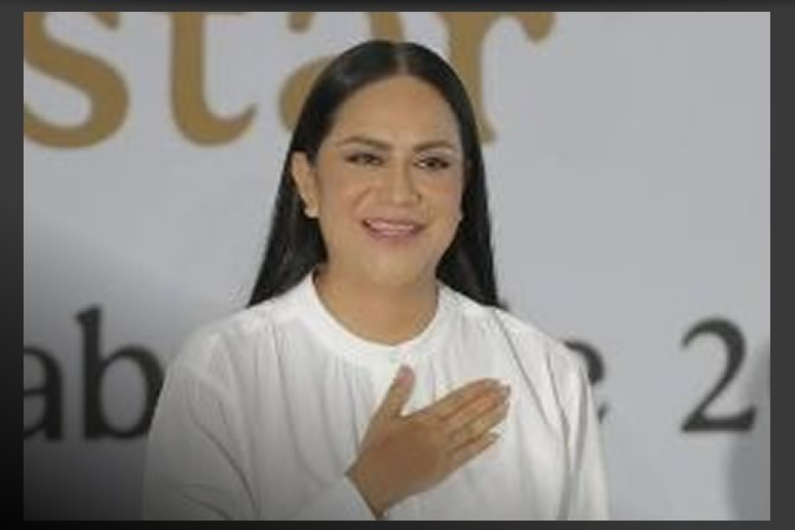 LA LLEGADA DE ARIADNA MONTIEL