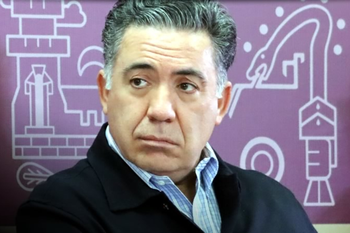 Inzunza no deja el Senado; asegura que irá a la FGR si lo citan