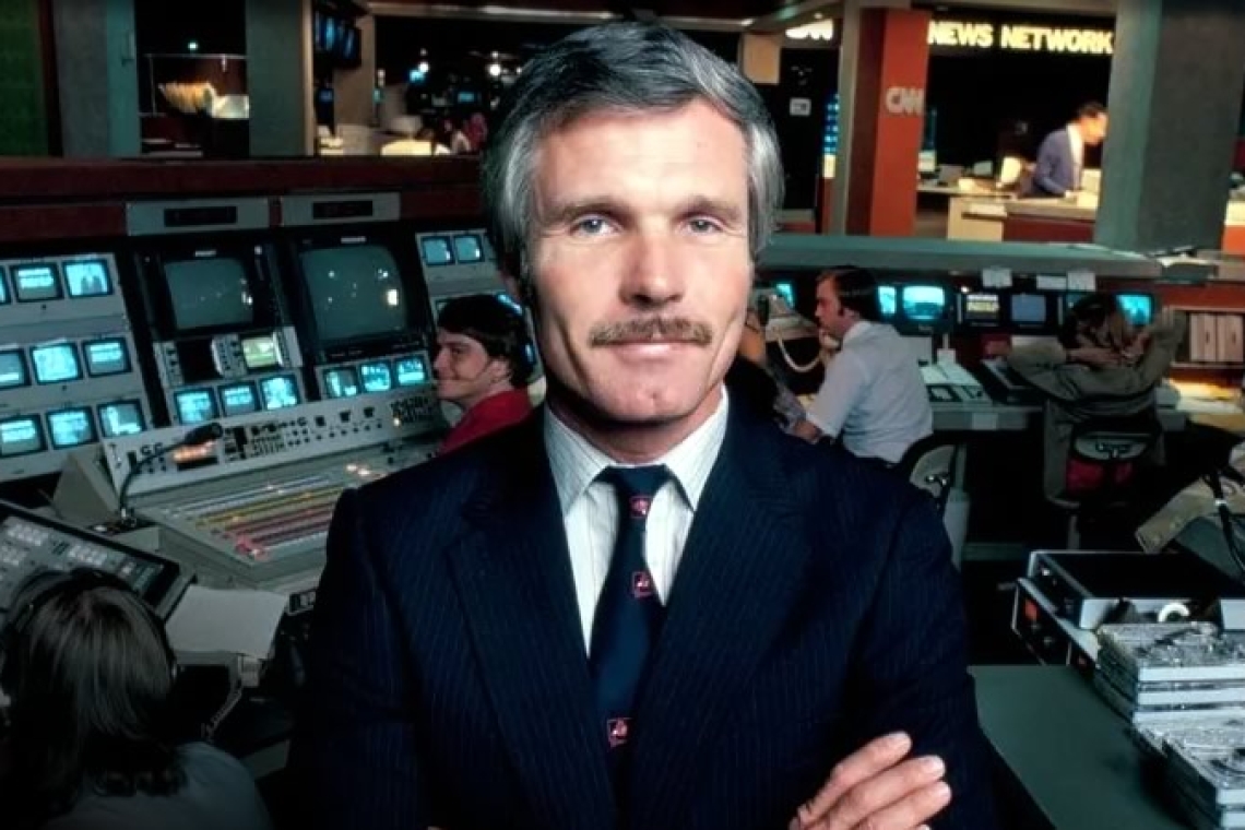 Ted Turner, el visionario magnate de los medios y fundador de CNN, fallece a los 87 años