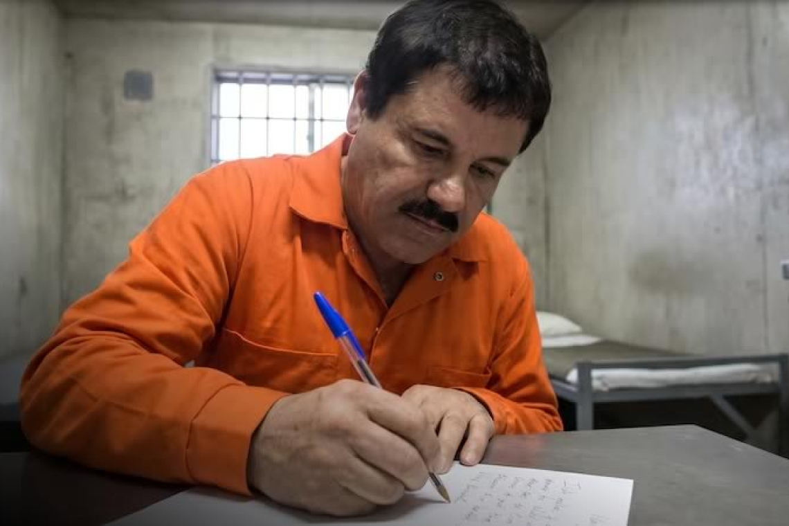 Abogado de Joaquín Guzmán asegura que enviará a EEUU lista de 32 funcionarios presuntamente ligados al narcotráfico