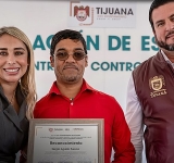 RINDEN PANISTAS HOMENAJE A HÉCTOR TERÁN