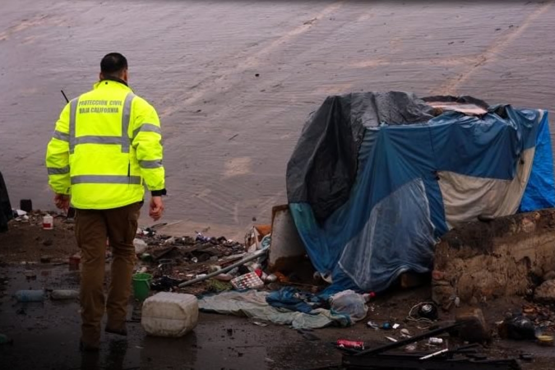 REALIZA GOBIERNO DEL ESTADO ACCIONES DE EVACUACIÓN PREVENTIVA EN CANALIZACIÓN DEL RÍO TIJUANA ANTE RACHEL
