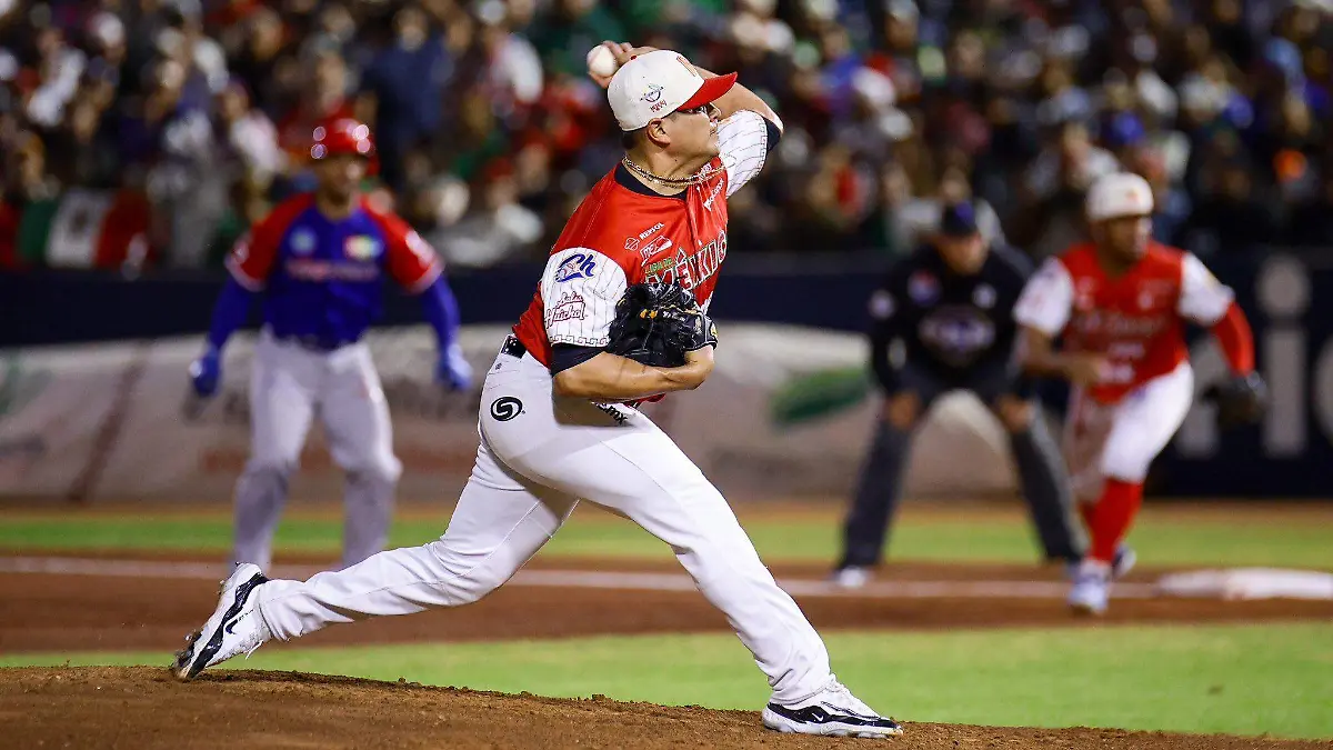 mannyBañuelos